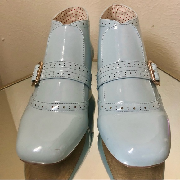 B.A.I.T. Patent Leather 60s style Retro Shoes - Picture 5 of 6